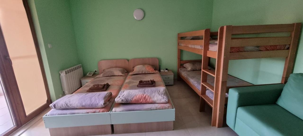 Семеен Хотел Илиевата Къща Sapareva Banya Dış mekan fotoğraf
