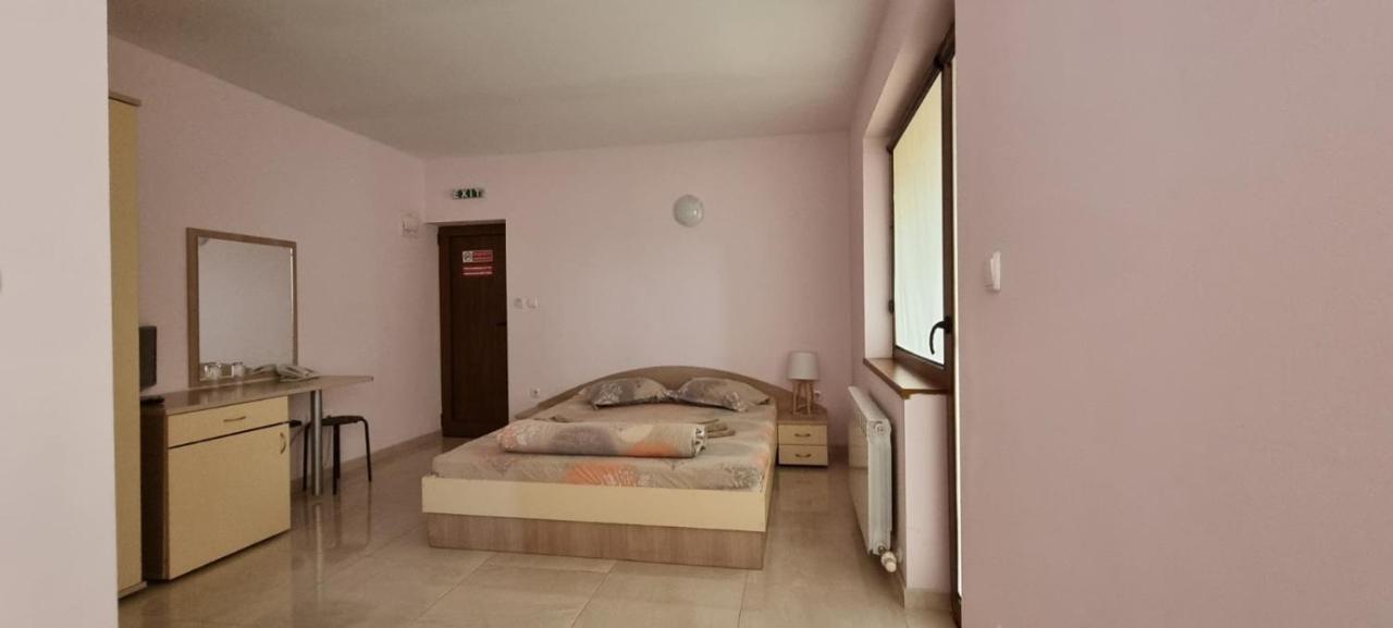 Семеен Хотел Илиевата Къща Sapareva Banya Dış mekan fotoğraf