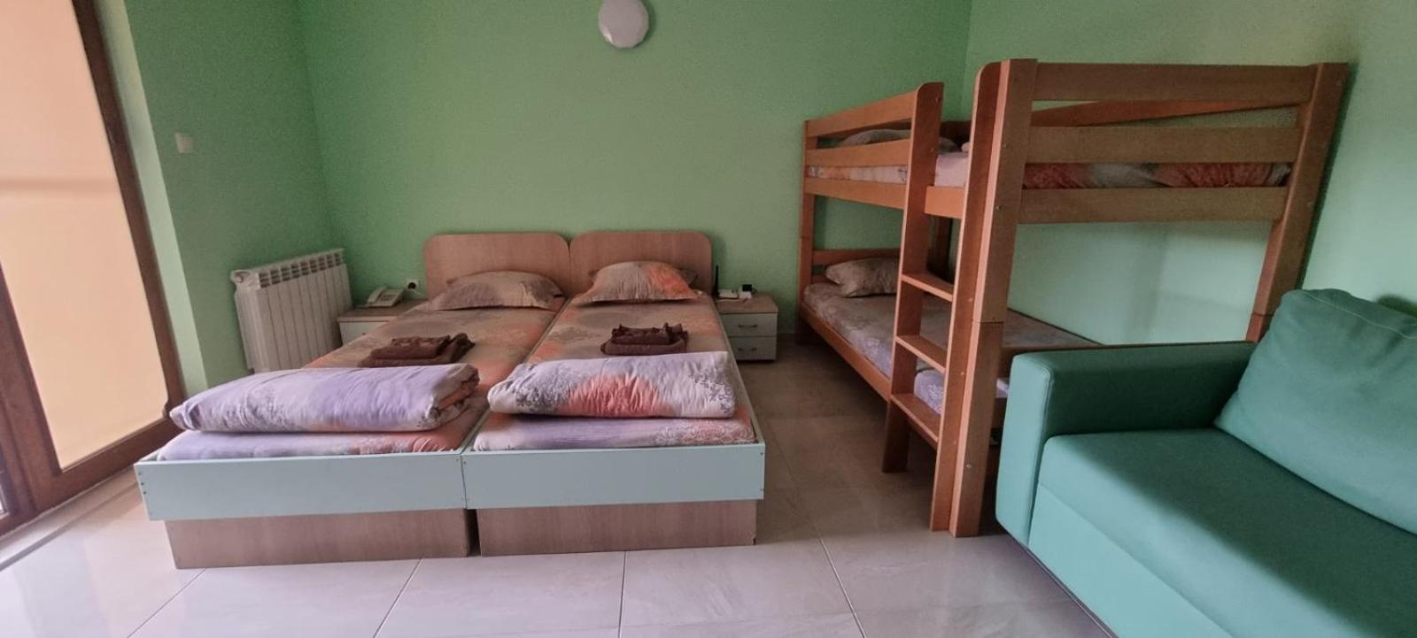 Семеен Хотел Илиевата Къща Sapareva Banya Dış mekan fotoğraf